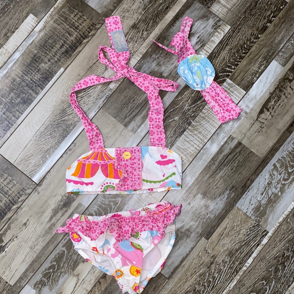 EUC girls Eleanor Rose 2pc swimsuit w/ matching headband. Size 6-7